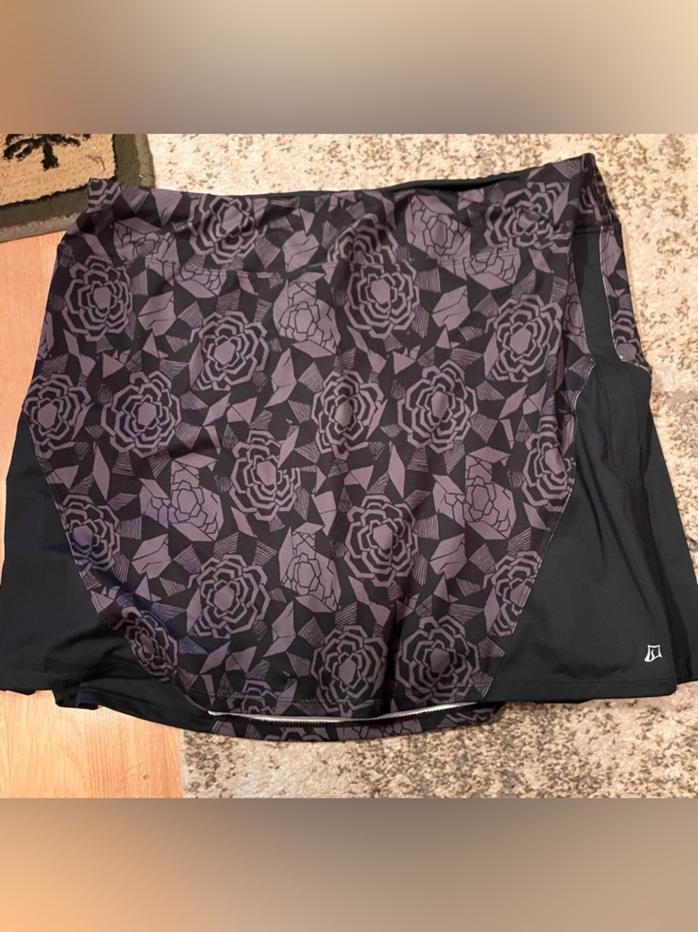 Noir Fleur high waisted GG Athletic Skort
Skirt Sports